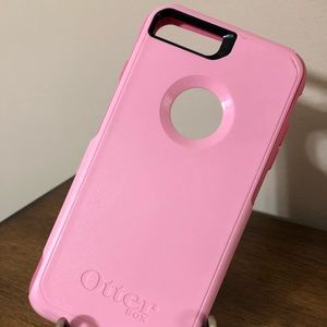 iPhone 7 Plus pink commuter otterbox